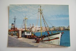 MOLFETTA    PUGLIA BARI NON  VIAGGIATA TRACCE DI INCOLLAGGIO SUL RETRO - Molfetta