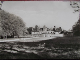 29 - SAINT-VOUGAY - Le Château De Kerjean. (CPSM) - Saint-Vougay