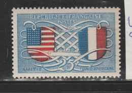 FRANCE N° 840 25F BLEU ET ROUGE AMITIE FRANCO AMERICAINE U DE REPUBLIQUE COLORE NEUF SANS CHARNIERE - Ongebruikt