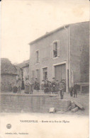 1906   Vandeléville   " Entrée De La Rue De L'Eglise  " ( Favières ) - Colombey Les Belles