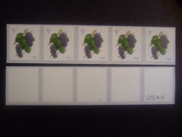 USA 2016  GRAPES COIL  STRIP OF 5 - PINOT NOIR  MNH** WITH NUMBER ON BACK         (P4807-020) - Nuovi