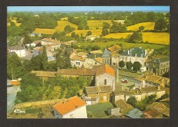 MAZIERES En GATINE  - Vue Aérienne , Le Centre Du Bourg - Mazieres En Gatine