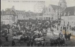 CPA Marché Marchands Ambulants Circulé FALAISE - Marchés