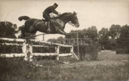 ** T2 Osztrák-magyar Tiszt, Lóugrás / K.u.K. Officer, Horse Jump, Photo - Unclassified