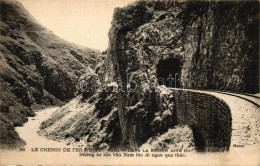 ** T1/T2 Yunnan, Chemins De Fer, Dans La Region Dite Du 'Deversoir' / Railroad Tunnel - Unclassified