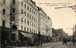 ** T2 Paris, La Cité Jeanne D'Arc, Rue Jeanne D'Arc, Enfants / Street, Children - Unclassified