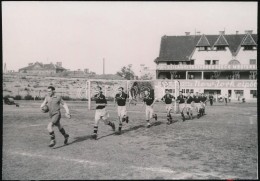 Cca 1945-1950 Futballcsapat, 11x16 Cm - Andere & Zonder Classificatie