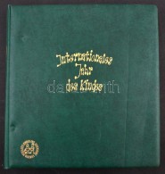 Lindner GyÅ±rÅ±s Borítóban 73 ElÅ‘renyomott Falcmentes Nemzetközi Gyermekév Albumlap - Andere & Zonder Classificatie