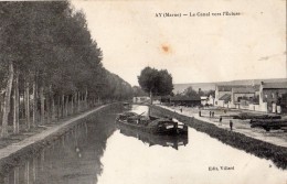 AY-EN-CHAMPAGNE LE CANAL VERS L'ECLUSE PENICHE - Ay En Champagne