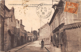 95-VALMONDOIS - L'ETABLISSEMENT ALEXANDRE , ET LA GRANDE RUE - Valmondois