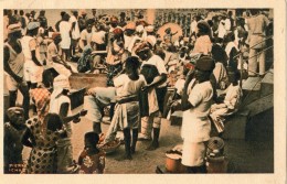 BENIN (DAHOMEY) A LA GARE DE COTONOU - Benín