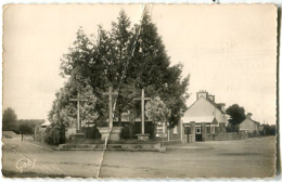 LOUDEAC Les Trois Croix - Loudéac