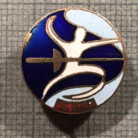 ULTRA RARE OFFICIAL J.F.F JAPAN FEDERATION FENCING 1960"S BADGE PIN LOWER PRICE - Esgrima