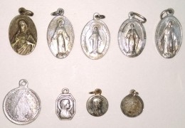 9 MEDAILLES à Chapelet, Religieuses - Pendants