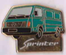 Pin's Automobile Mercedes-Benz Sprinter, Zamac Signé Sofrec Paris - Mercedes