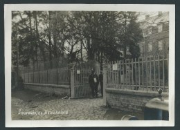 Souvenir De Beauraing.  Grande Photo 18 X 13 Cm. Animée,  Automobile. - Beauraing