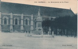 50 - BREHAL - Le Monument Et La Place - Brehal