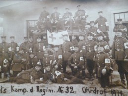 Carte Photo  Militaires Allemands Infirmiers Sanitats Komp.d. Regim.Nr 32 Ohrdof 1912 - Regimientos