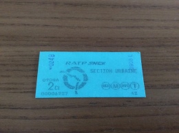 Ticket De Transports RATP SNCF (metro, Bus) "SECTION URBAINE - 2eme Classe" Vert Type 3 - Europa