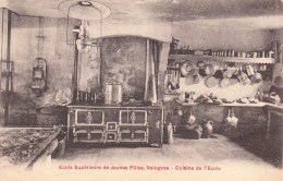 Delcampe - 50 - VALOGNES -- Ecole Supérieure De Jeunes Filles - Cuisine De L´Ecole - Valognes