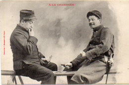 Cartes A Jouer -A La Chambrée - Soldats Jouant Aux Cartes     (89959) - Playing Cards