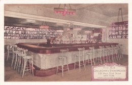 New York City, Gallagher's Steakhouse Restaurant Interior View Of Bar, C1930s Vintage Lumitone Postcard - Cafés, Hôtels & Restaurants