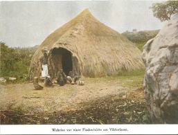 Deutsch Ostafrika - Waheias Vor Einer Fischerhütte Am Viktoriasee           Ca. 1900 - Ehemalige Dt. Kolonien
