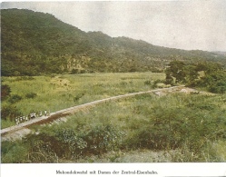Deutsch Ostafrika - Mukondokwatal Mit Damm Der Zentral-Eisenbahn           Ca. 1900 - Ehemalige Dt. Kolonien