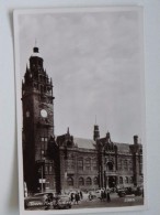 Sheffield Town Hall / Car Autos  / Old Postcard - Sheffield