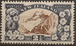 NZ 1935 2 1/2d P13-14x13.5 SG 560 UNHM #UK264 - Ongebruikt