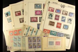 NEW YORK A 1950's To 1980's Assembly Which Includes NHM Stamps, 1970's Souvenir Folders, 1980's Flag Issues In... - Otros & Sin Clasificación