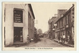 22 CALLAC   La Rue De L'Ancienne Poste                    Fd79 - Callac