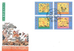 CHINE - MACAU - SERIE De 4 TIMBRES SUR FRAGMENT DE LETTRE - 1998 - "INSIGNES MILITAIRES" - Série. - Briefe U. Dokumente