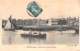 C P A Cherbourg Remorqueur " Emile Dans Le Port Quai Caligny - Remorqueurs
