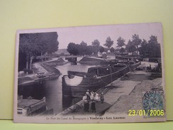 VENAREY-LES-LAUMES (COTE D'OR) LES PENICHES. LE PORT DU CANAL DE BOURGOGNE. - Venarey Les Laumes