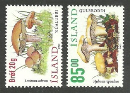 ICELAND 2002 FUNGI MUSHROOMS FLOWERS PLANTS SET MNH - Neufs