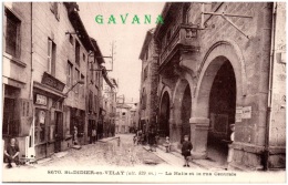 43 SAINT-DIDIER-en-VELAY - La Halle Et La Rue Centrale  (Recto/Verso) - Saint Didier En Velay