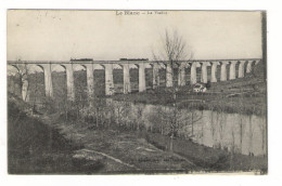 INDRE  /  LE  BLANC  /  LE  VIADUC  ( Avec 2 Trains ) /  Cachet Militaire  :  F.M.  Du  68 ème R.I. , Du 17 Avril 1916 - Le Blanc