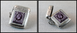 Etui En Argent, à Timbres Ou Allumettes, Avec Timbre Edward VII En émail Violet En Façade, Poin&cce - Stamp Boxes