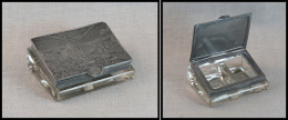 Boîte En Verre, Couvercle En étain "Lourdes" En Décor, 2 Comp., 73x54x30mm. - TB - Stamp Boxes