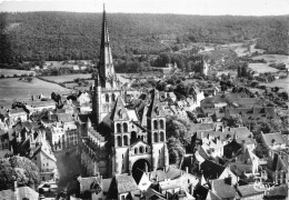 71-AUTUN- VUE AERIENNE  SUR LA CATHEDRALE - Autun