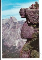 CALIFORNIA--- YOSEMITE NATIONAL PARK--overhanging Rock Glacier Point --voir 2 Scans - Yosemite