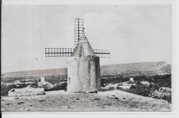 CPSM Moulin à Vent Circulé FONTVIEILLE - Windmills