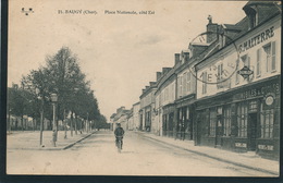 BAUGY - Place Nationale , Côté Est - Baugy