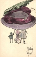 T2/T3 Lady In Oversized Hat, B.K.W.I. 687-5., Artist Signed (EK) - Unclassified