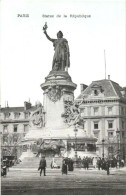 ** Paris, Arc Du Caroussel, Statue De La Republique - 2 Old Postcards - Unclassified