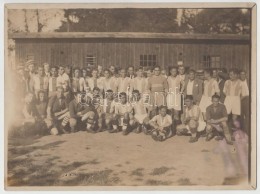 Cca 1920-1930 Futballcsapat Csoportképe, Jelzetlen Fotó, 18x24 Cm - Altri & Non Classificati