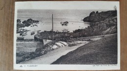 Plozevet.le Port De Pors De Poulhan. CAP N ° 11 - Plozevet