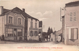 52-ANDELOT- UN COIN DE LA ROUTE DE NEUFCHÂTEAU , L'HÔTEL BRESSON - Andelot Blancheville