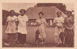 Jeunes élèves Des Soeurs D'Apia ILES SAMOA (Océanie) - Samoa